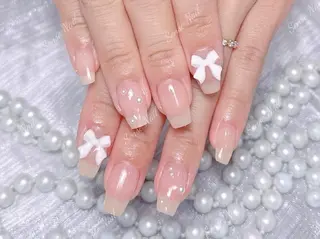 ネイル Queening 🦋のネイルデザイン