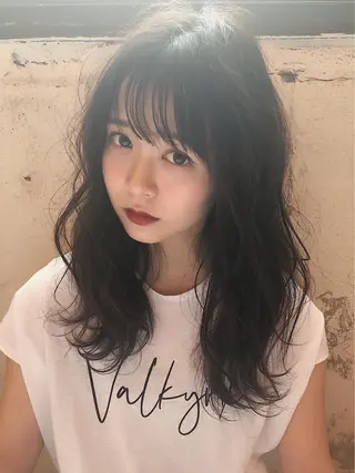 セミロング フジサキ ケンのヘアスタイル