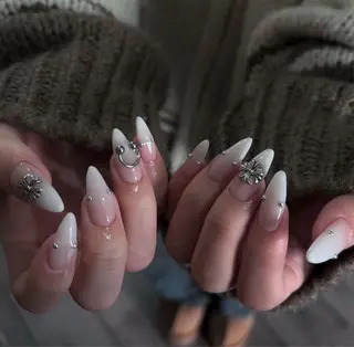 ネイル NAILS 168 新大久保店のネイルデザイン