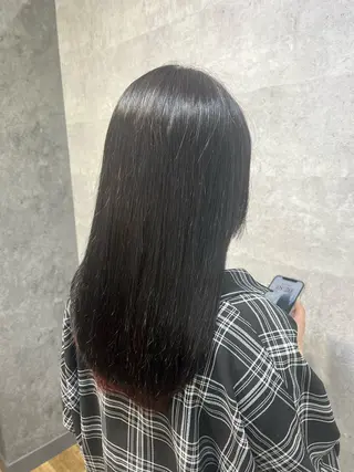 セミロング カラー 中園 紫音のヘアスタイル