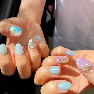 ミディアム BINEL REINAのネイルデザイン