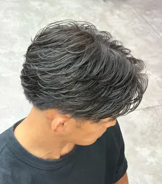 ミディアム カラー パーマ メンズ メンズパーマ特化 🔥韓国ヘア職人🔥のヘアスタイル