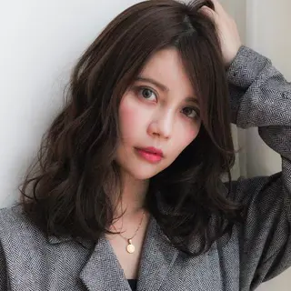 セミロング カラー パーマ ヘアアレンジ VIVIE【ヴィヴィ】所属・髪質改善/韓国風 レイヤー/田村祐樹のヘアスタイル