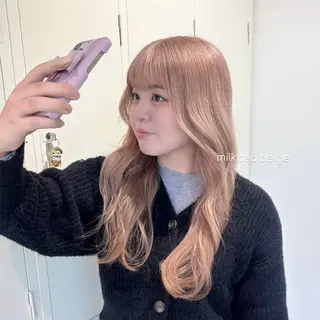 ロング カラー EIGHT ／SHU🩶のヘアスタイル