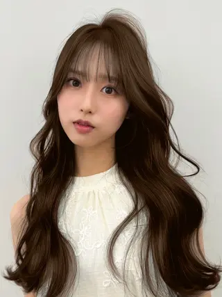 ロング カラー 顔まわりの神様 藤嶋秀幸のヘアスタイル