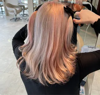 ミディアム カラー 小森 永のヘアスタイル