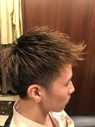 ショート メンズ カット指名No1漆原 聡のヘアスタイル