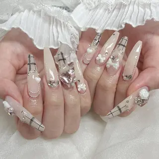 ネイル KIM キムのネイルデザイン