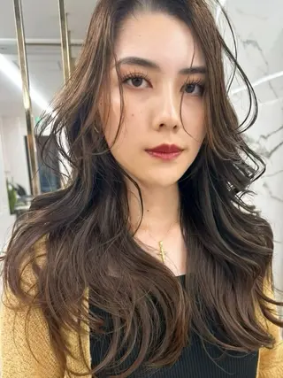カラー ETOILE所属・上田 美尋(Mihiro)のヘアスタイル