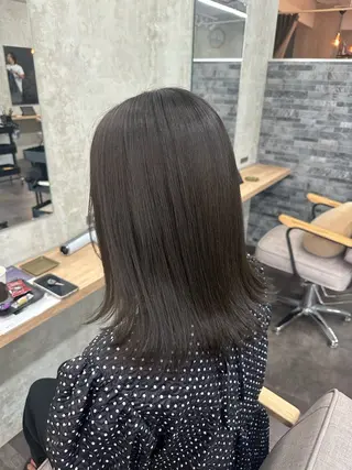カラー 坂元 姫夏のヘアスタイル
