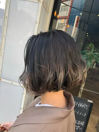 ショート カラー あらい なつみのヘアスタイル