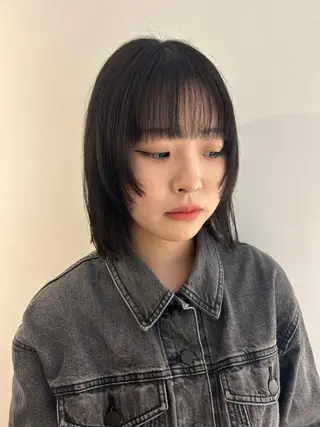 ミディアム Ata.所属・kubo nozomiのヘアスタイル