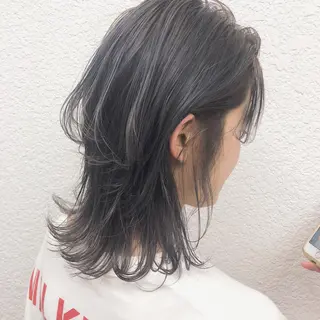 ミディアム カラー SALOWIN 新宿三丁目EAST所属・韓国レイヤー🇰🇷 layercut✂️のヘアスタイル