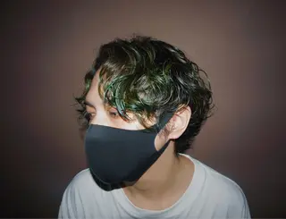 カラー メンズ 髙橋 功誠のヘアスタイル