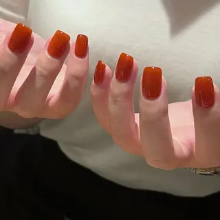 ネイル scré as Ételのネイルデザイン