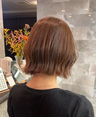 ショート sand yokohama所属・ほの/ボブ/透明感カ ラー/レイヤーカットのヘアスタイル