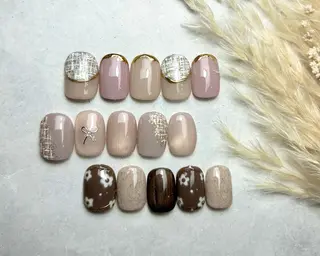 ミディアム atelier classic所属・クラシック ネイル JR茨木駅前店のネイルデザイン