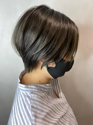 ショート 吹田 駿 髪質改善縮毛矯正のヘアスタイル