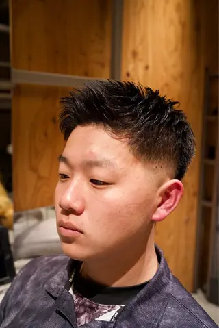 ショート メンズ GAKU 岳人のヘアスタイル