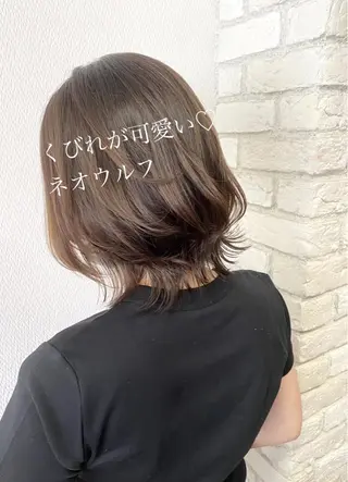 ミディアム 山本 茉希のヘアスタイル