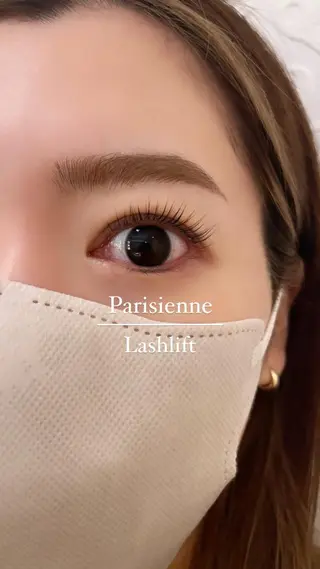 マツエク・マツパ 椿森 美瑠紅の眉毛・アイブロウイメージ