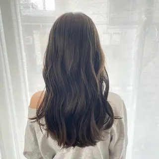 ロング カラー 笹岡 愛奈のヘアスタイル