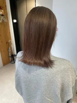 ミディアム アキ/梅田/顔まわり /レイヤーカット/のヘアスタイル