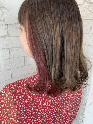 ミディアム someya 🥀のヘアスタイル