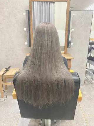 ロング カラー たつや/ハイトーン/ バレイヤージュ/寒色のヘアスタイル