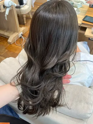セミロング カラー つじしおり／ ショートヘア募集のヘアスタイル