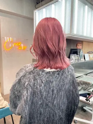 ミディアム カラー ヘアアレンジ 🩵 iona 🩵のヘアスタイル
