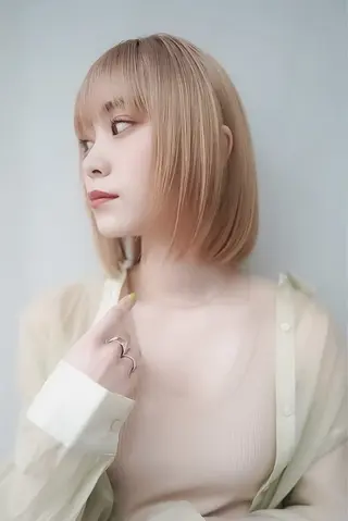 ショート カラー MISAKI🪐 縮毛矯正のヘアスタイル