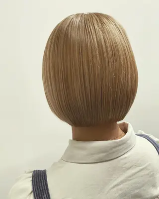 ショート 佐々木 芽衣のヘアスタイル