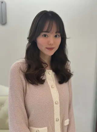 ロング パーマ コテ巻き風パーマ/ キミシマカイトのヘアスタイル