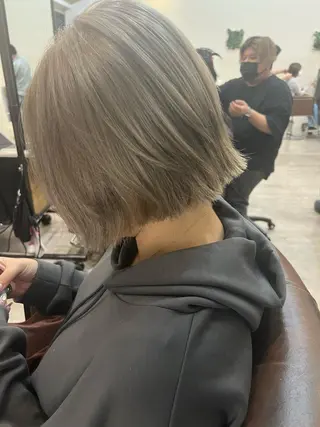 ショート カラー 🦋.*˚オタク美容 師アキバノノカ🦋のヘアスタイル