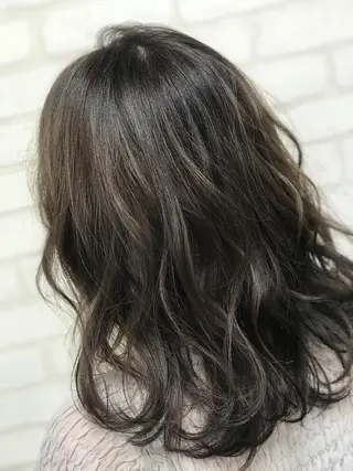 ミディアム カラー 山内 聡史のヘアスタイル