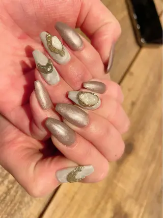 ネイル maggienail所属・Maggie Nagisaのネイルデザイン