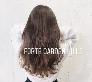 ロング 🦋ミルクティーベー ジュ🦋mayukiのヘアスタイル