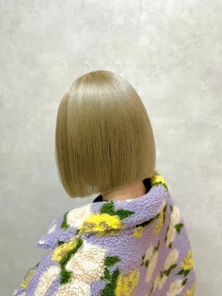 ミディアム Salon de  Qualia所属・Salon de QualiaRUNAのヘアスタイル