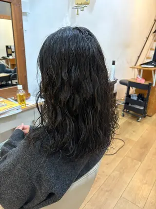 ミディアム パーマ 【pejite】 小沼 勇貴のヘアスタイル