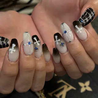 ネイル ʟᴀʙᴇʟ ᴍᴀᴍɪのネイルデザイン