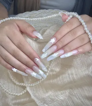 ネイル Alra- 店舗のネイルデザイン