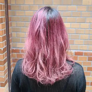 ミディアム カラー グラデ❣️インナー 派手髪Fumiyoのヘアスタイル