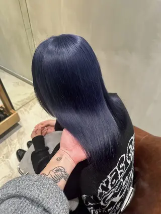 ロング カラー ブリーチで叶える透明 感カラーTakeruのヘアスタイル