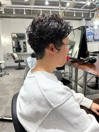 ショート パーマ 篠崎 佑季のヘアスタイル