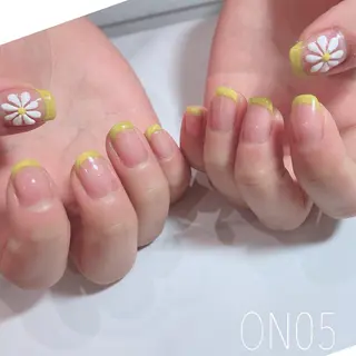 ネイル 園 寛子 （ネイリスト）のネイルデザイン