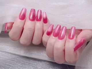 ネイル KARI ネイルサロンのネイルデザイン