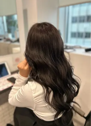 ロング カラー ブリーチ/ベージュ /レイヤー/ひよりのヘアスタイル