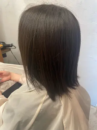 ミディアム カラー veretta.香里園所属・筒井 沙祐奈のヘアスタイル