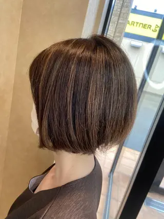 ショート カラー 小林 亜紀のヘアスタイル